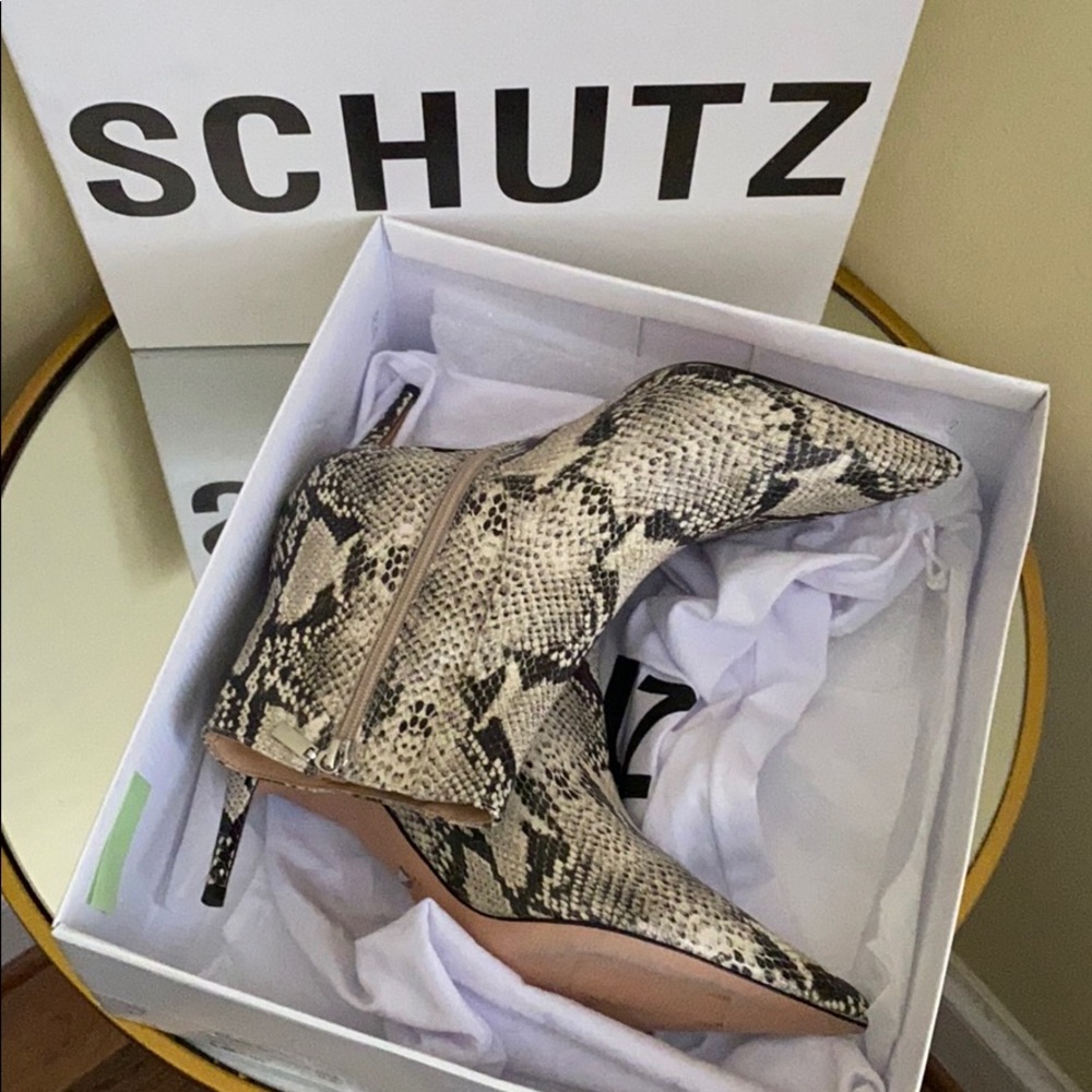 Schutz Bettie Bootie